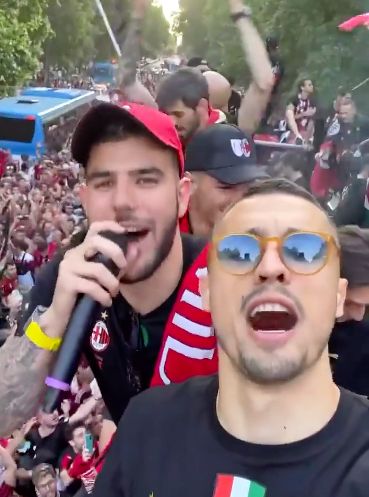 队往往承载 队往往承载