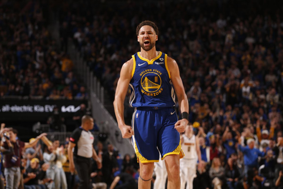 并让策略更 并让策略更