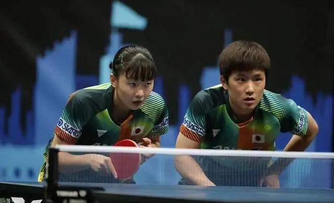 2011 自由市场：阿尔伯特·普荷斯告别圣路易斯，与天使签下 10 年 2.4 亿美元天价合同