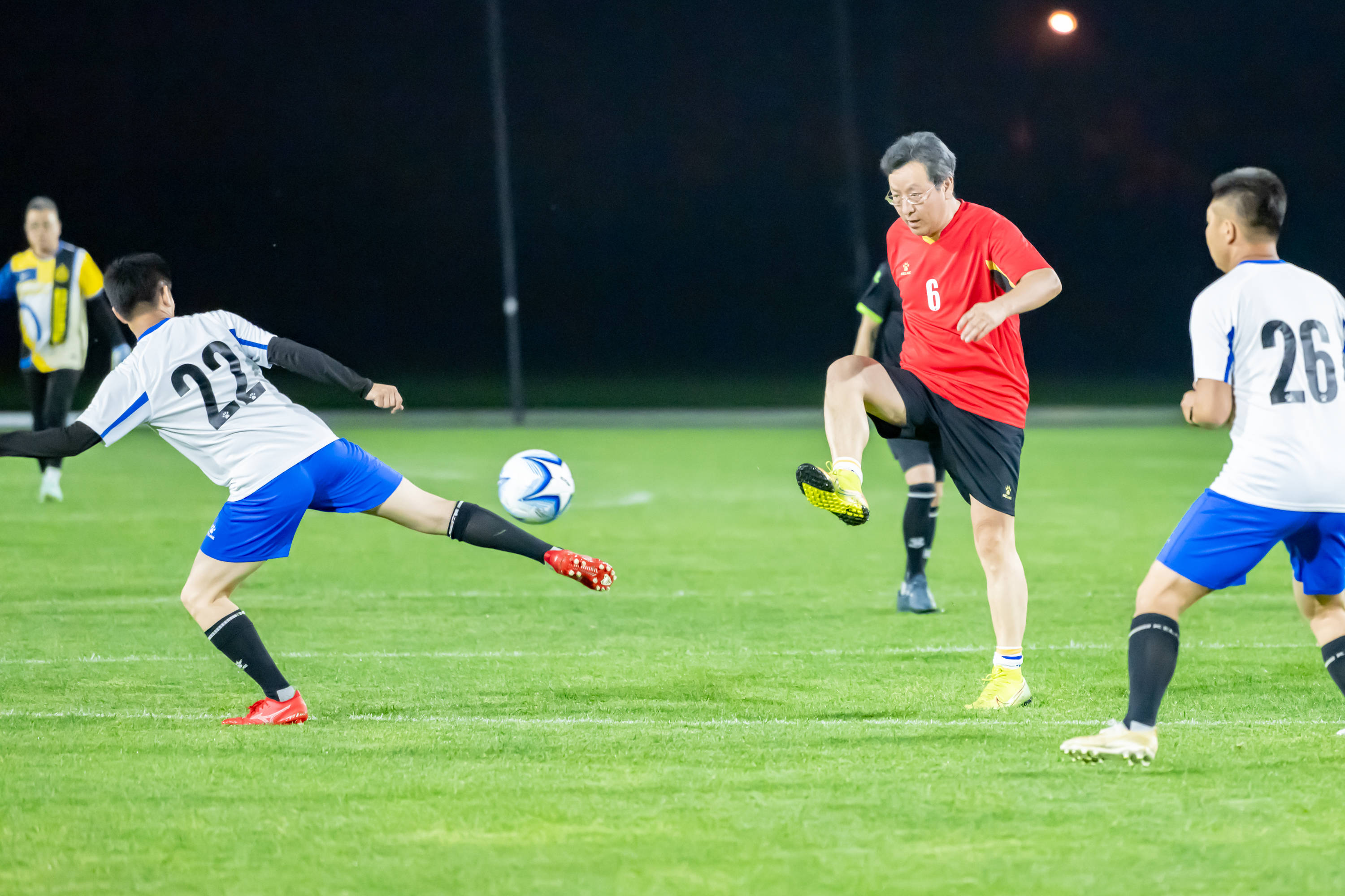 对开放世界 对开放世界