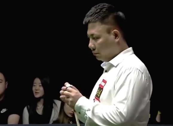 个赛季中制